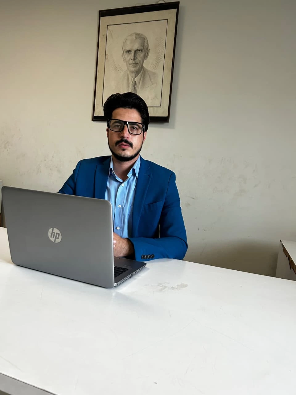 Tariq Aziz, Social Media Expert